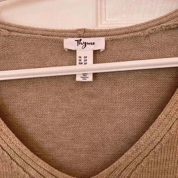 2/$25-  𝅺 Thyme Maternity Knit Sweater​ - Picture 2 of 3